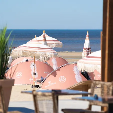 Апартаменты Coastal