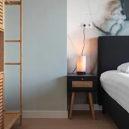 Coastal Apartment *